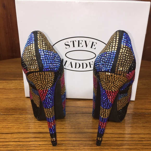 Steve Madden Dyvinal Camoflage Platform Heels - Picture 3 of 6